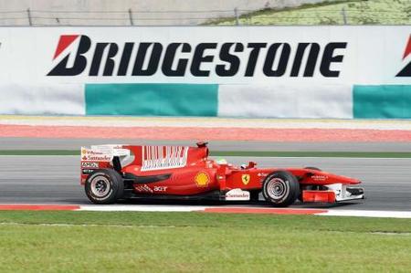 Ferrari cerca de renovar a Felipe Massa