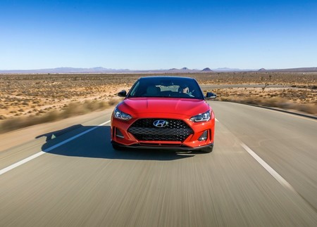 Hyundai Veloster Turbo 2019 4