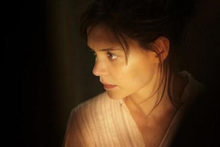 Un clavo saco otro y Katie Holmes ya tiene el suyo... uno muy mono, por cierto