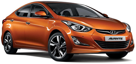 Hyundai Elantra 2014, renovado por fuera y por dentro