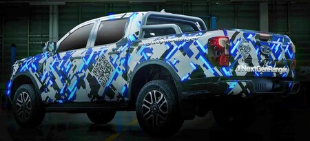 ¡Otro adelanto! La nueva Ford Ranger se deja ver un poco más y confirma el parecido con la F-150 y la etiqueta ECO