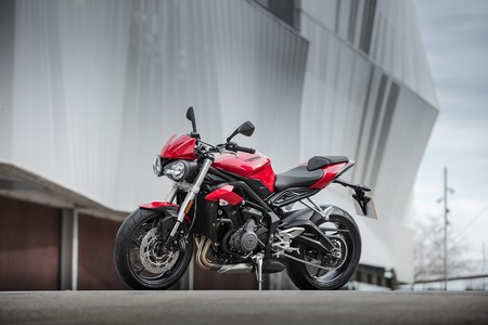 Triumph Street Triple S A2 2018 002