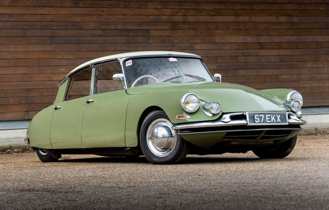 Citroën DS, una 'diosa' que cumple 60 años