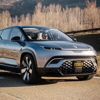 Fisker quiere robarle a Tesla el puesto de marca disruptiva de coches eléctricos... si termina fabricando coches