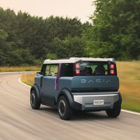 Dacia se ha visto obligada a dejar de ser Dacia. Solución: vendernos un no-coche por 6.000 euros