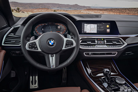 BMW X5 2019 interior