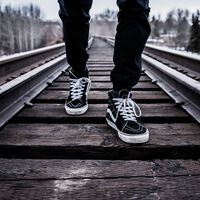 El Corte Inglés celebra la semana de internet con geniales descuentos como estas icónicas Vans por menos de 70 euros