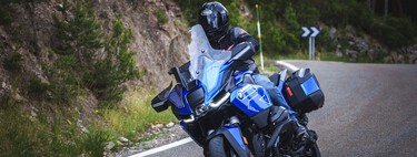 Casi la mitad de los españoles quiere comprarse una moto. El problema es que 9 de cada 10 tiene miedo al estado de las carreteras y los guardarraíles 