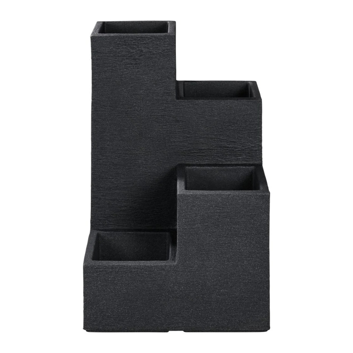 Maceta con forma de escalera de caracol