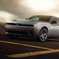 El nuevo Dodge Charger Daytona quiere ser el muscle car de la era eléctrica con 670 CV, pero pesa como un Range Rover PHEV