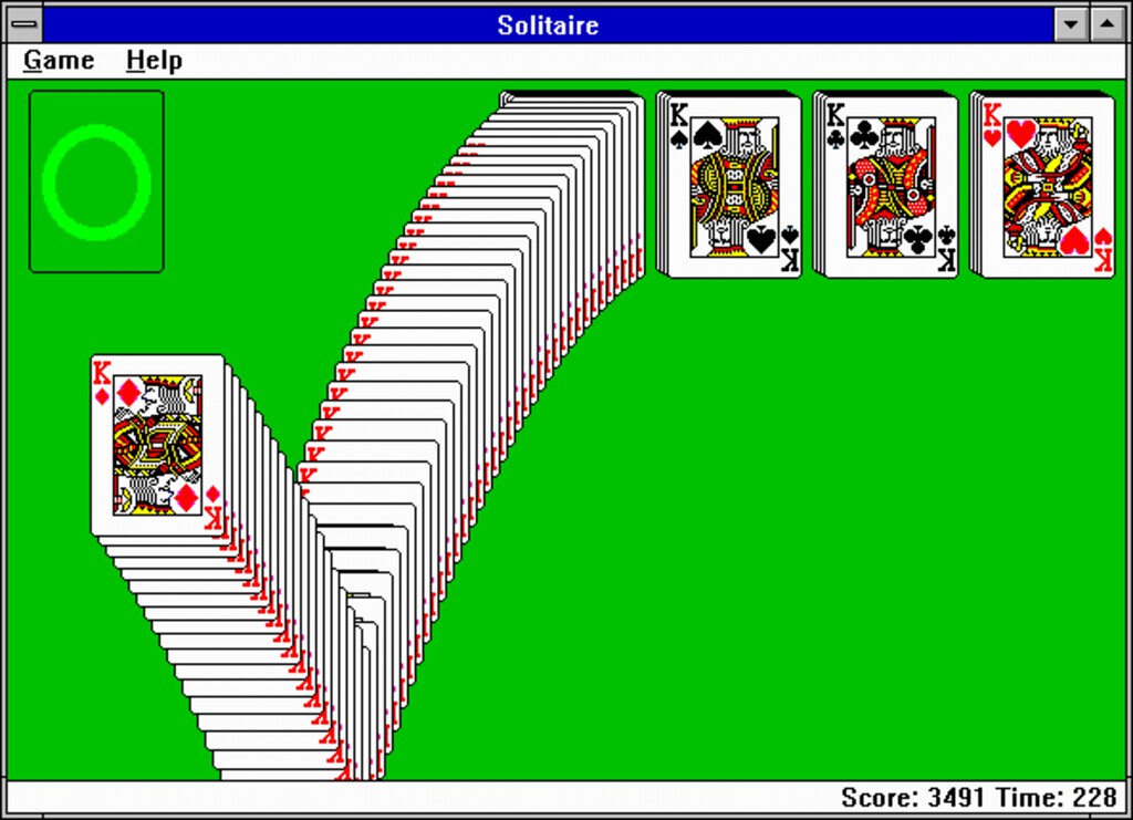 La historia del Solitario, la simple aplicación de cartas que llegó a ser la herramienta más utilizada en Windows 