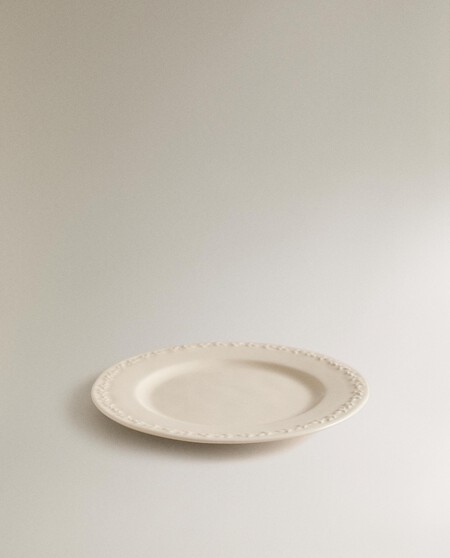 PLATO POSTRE LOZA BORDE RELIEVE
