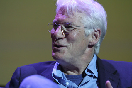 Richard Gere podría protagonizar la próxima serie de original Apple