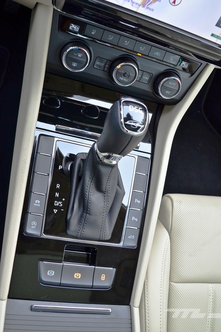 Skoda Superb 2 0 Tdi 150 L K 035