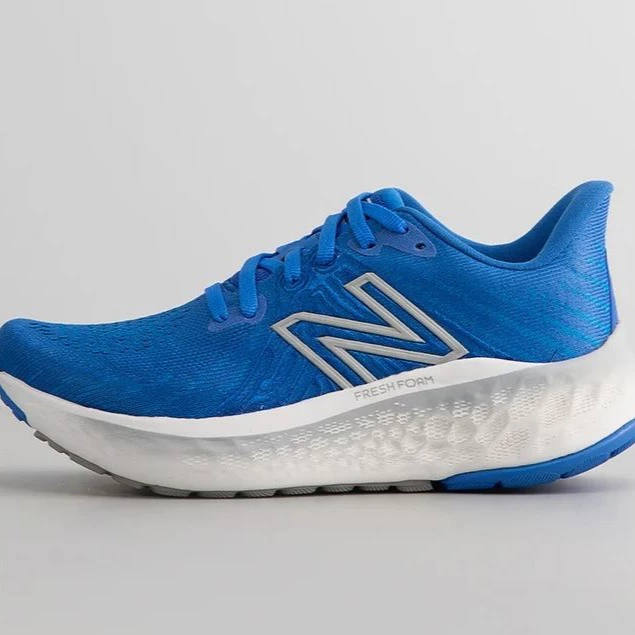 New Balance
Zapatillas running asfalto - azul

