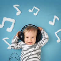 Algunos bebés pueden identificar las diferencias en los tonos musicales desde los seis meses de edad