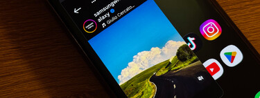 Tu Galaxy tiene una función para usar dos apps al mismo tiempo y hasta convertirlas en ventanas flotantes 