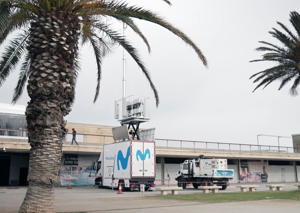 Robots, drones y una burbuja táctica 5G: así es como Telefónica ha simulado una catástrofe en Barcelona