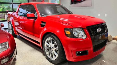 Ford Svt Explorer Sport Trac Adrenalin Low Miles No Miles Facebook 2