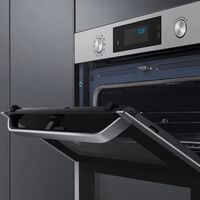 La mayoría cometemos un error con el horno. Es una práctica común que deberíamos evitar para no dañar la cocina y el electrodoméstico 