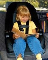 Cursos gratuitos sobre sistemas de retención infantil para los profesores de autoescuelas