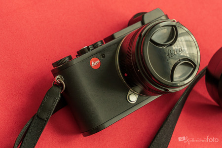 Leica CL, análisis: sobria y brillante mirrorless de sensor APS-C concebida para fotografiar la calle (y con AF)