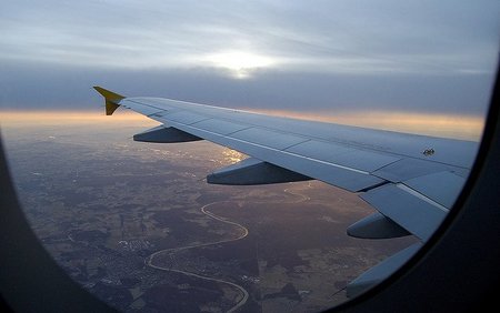 Consejos para tomar fotografías detrás de la ventanilla del avión
