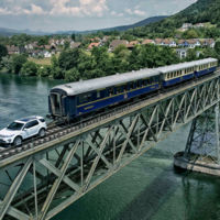 Remolcar un tren de 100 toneladas es posible con un Discovery Sport... y sin reductora