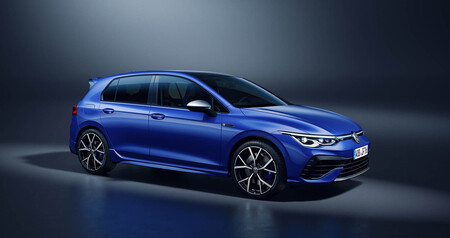 El nuevo Volkswagen Golf R ya está disponible en España y es 5.170 euros más caro que un CUPRA Formentor