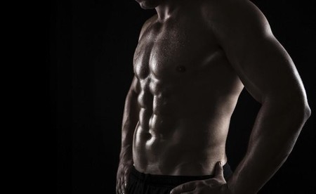 Siete ejercicios desafiantes para tus abdominales que te permitirán ver resultados