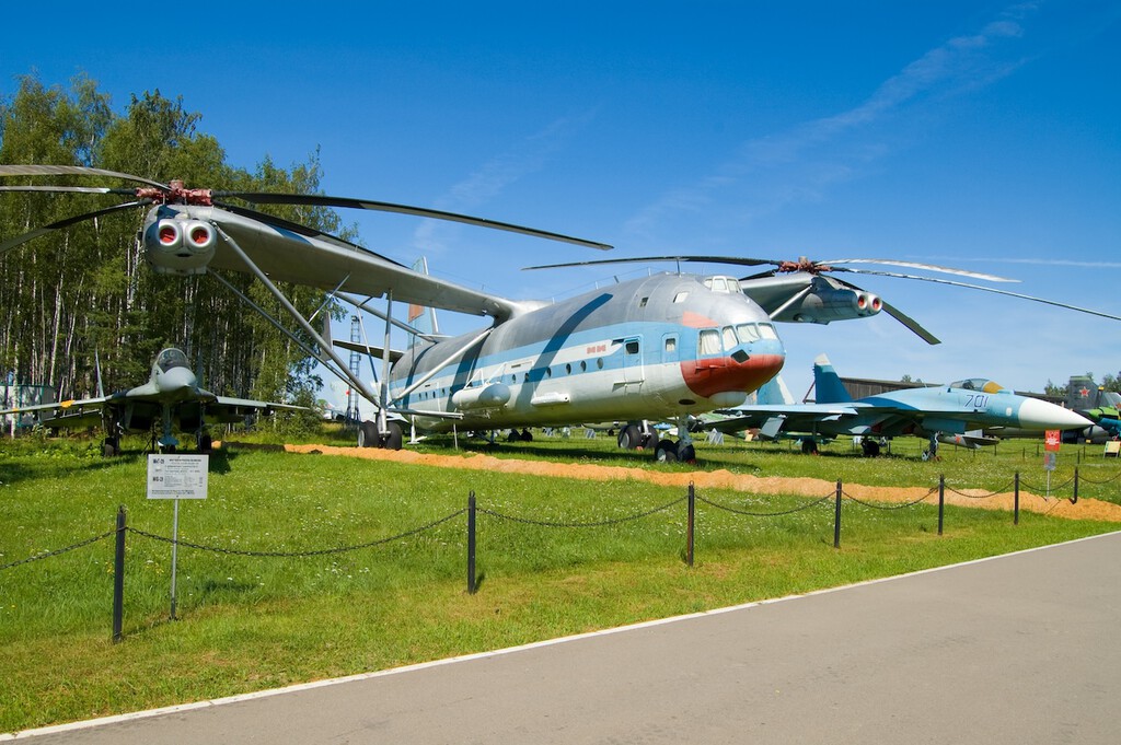 La URSS fabricó el helicóptero más gigantesco de la historia para llevar misiles nucleares. Funcionó y aun así fracasó