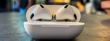 Si en el Black Friday esperabas ver un buen precio en estos AirPods, atento porque ya ha llegado 