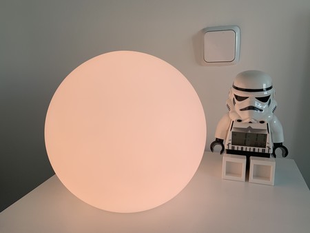Eve Flare, análisis: una "bola" de luz compatible con HomeKit que puedes llevarte a cualquier parte