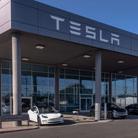 Tesla se sigue forrando con el negocio de la venta de emisiones: otras marcas le pagan una millonada porque no venden suficientes coches eléctricos