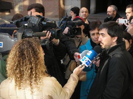 Desmentida la oferta de una Academia de Internet en la reunión con el PSOE