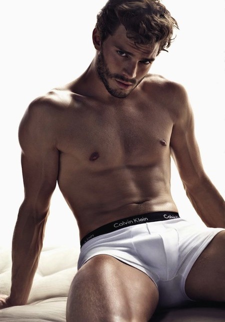 Jamie Dornan nos dará sombra enseñándolo TODO en su papel de Christian Grey