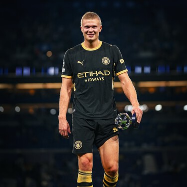 Erling Haaland (25 años): "Duermo con la boca tapada con cinta, me pongo gafas naranjas tres horas antes de acostarme y estoy obsesionado con el sueño" 