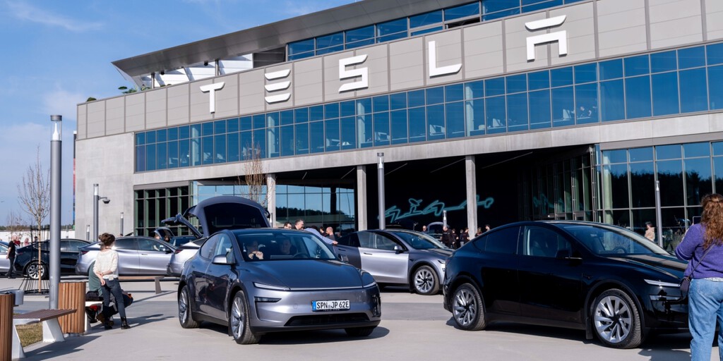 La crisis en Tesla es tan grande que personas cercanas a Elon Musk ya le piden que renuncie, según reporte . Noticias en tiempo real