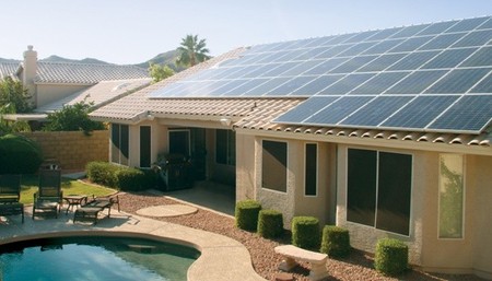 Tesla ya piensa en una red eléctrica con energía 100% renovable