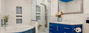 Las expertas en limpieza se ponen de acuerdo: "Para limpiar los azulejos del baño, lo mejor es utilizar amoniaco y hacer el truco de la mopa" 