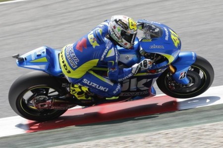 MotoGP Catalunya 2015: Danny Kent, Aleix Espargaró y Johann Zarco los más rápidos del viernes