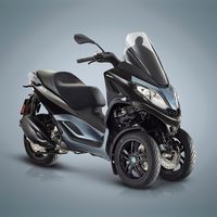 Más potente, con más par y por 6.549 euros: así es el nuevo Piaggio MP3 300 HPE