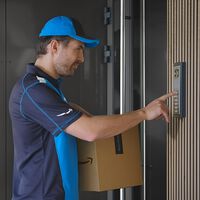 Adiós llaves: esta es la solución para abrir la puerta de casa desde cualquier lugar que está rebajada en Amazon