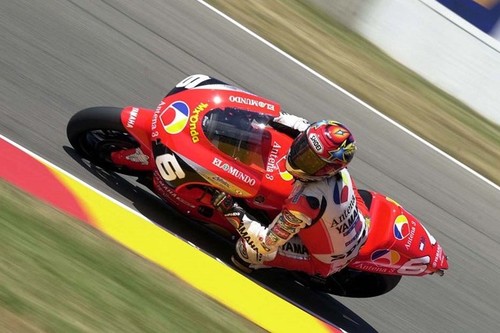 11 años sin Norifumi Abe: el japonés que miró a los ojos a los titanes del motociclismo de los '90