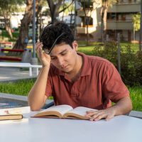En México, casi la mitad de los estudiantes no sabe qué quiere estudiar y la OCDE cree que el problema empieza antes de elegir carrera 