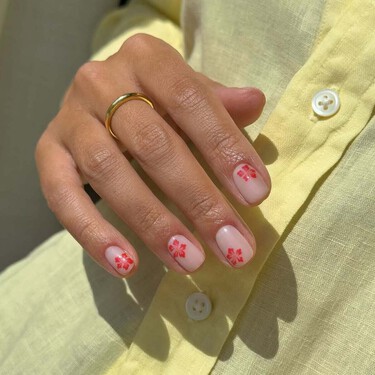 Esta es la forma de uñas que más se lleva esta temporada y hace que los dedos se vean preciosos 