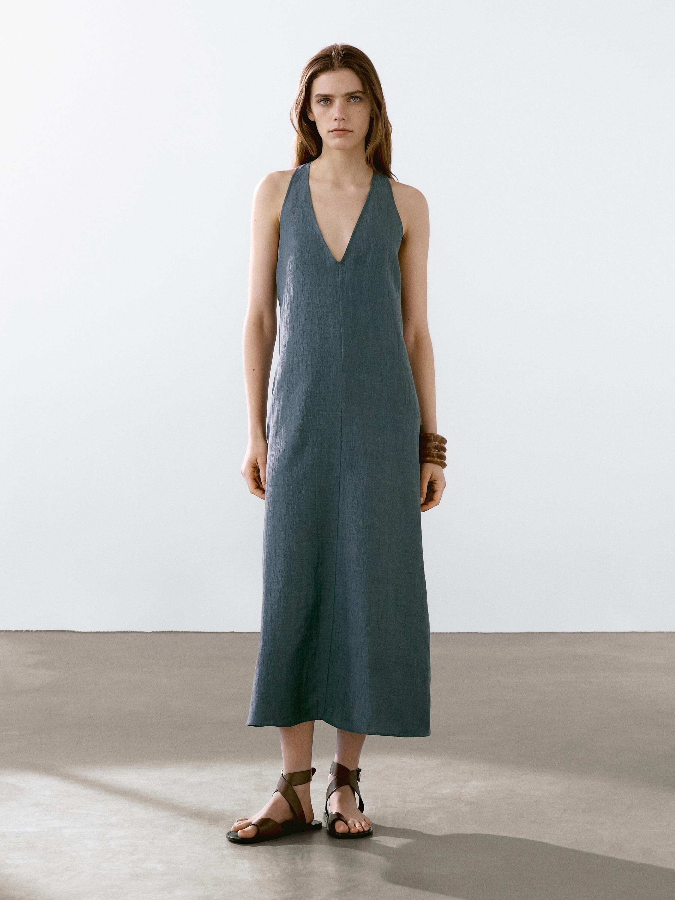 Vestido detalle espalda 