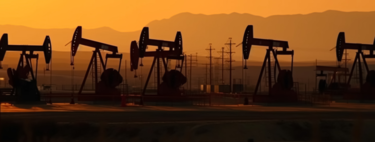 Arabia Saudí juega con fuego: quiere más cuota, contentar a Trump y financiar su transición energética