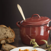 Recetas para toda la familia: callos con garbanzos, bizcocho de galletas y más cosas ricas