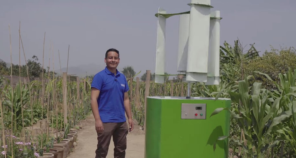 Un molino para fabricar agua a partir de la humedad ambiental: así funciona el invento peruano Yawa 